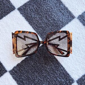 Vintage Style Bolt Sunglasses